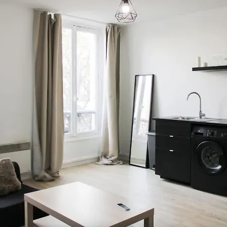 Апартаменты Superb 1br 4p - Etoiles Ternes *